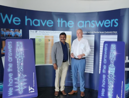 Prof. Dr. Stefan Ihde Father of modern basal implantology